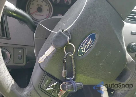 2010 Ford Focus Se z USA, uszkodzony, nr VIN 1FAHP3FN9AW185012